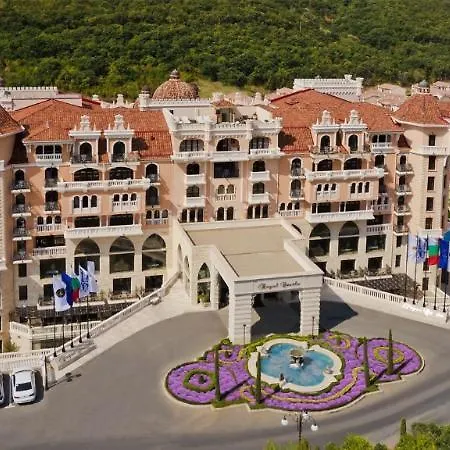 Üdülőközpont Elenite Premium