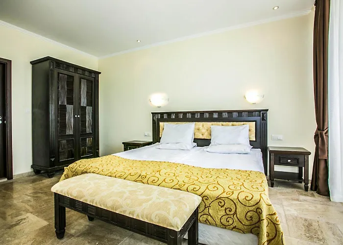 Elenite Premium Resort 5*