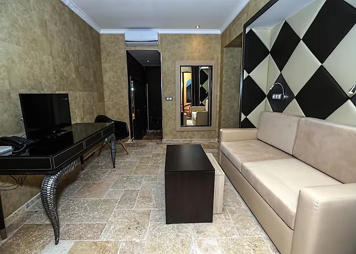 Resort Elenite Premium