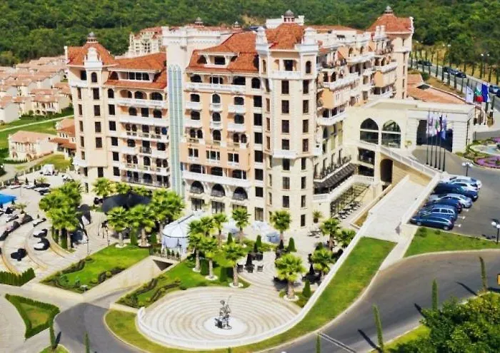 Elenite Premium Resort
